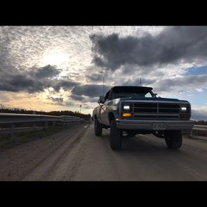 Meet your Posher, Xazel